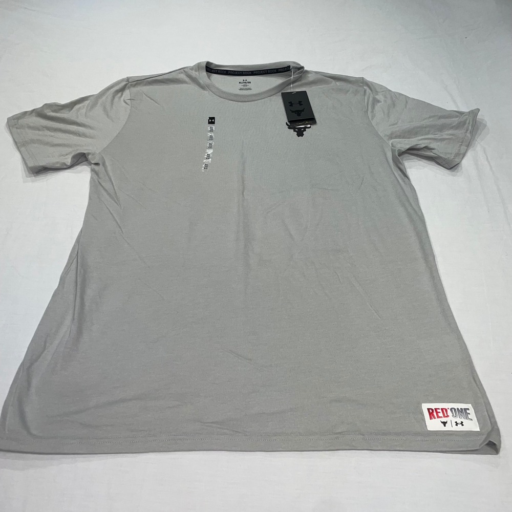 Under Armour Project Rock Red One Sleighin Gains Christmas Tee Gray XL